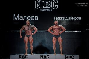CLASSIC PHYSIQUE